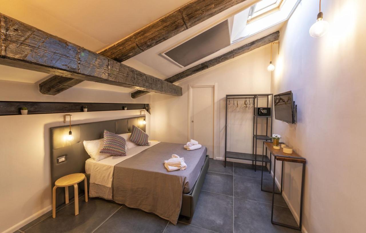 Be Italian Flat Duomo 319 Bed & Breakfast Naples Luaran gambar