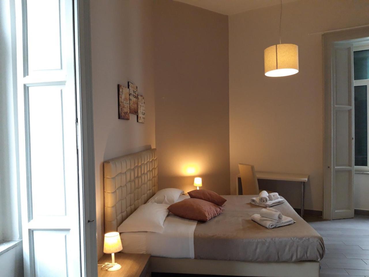 Be Italian Flat Duomo 319 Bed & Breakfast Naples Luaran gambar